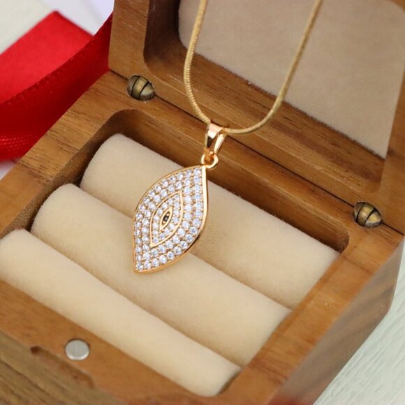 "Rose Gold Eye Leaf Pendant with White and Black Crystal Detail, XPPT1254 - Picture 9 of 12